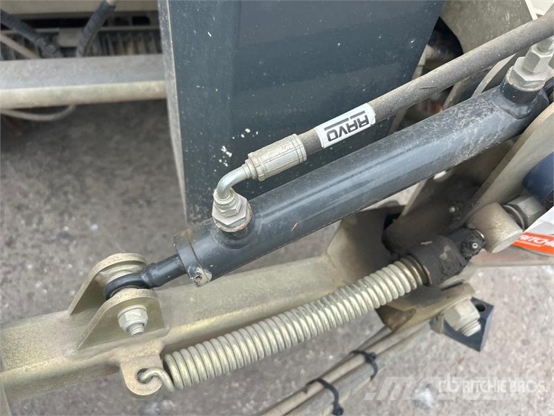 Ravo 5SER Sweeper Truck Utcaseprő teherautók