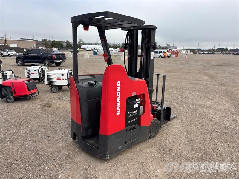 Raymond 415-C35TT 3500 lb Electric Forklift Elektriskie autoiekrāvēji