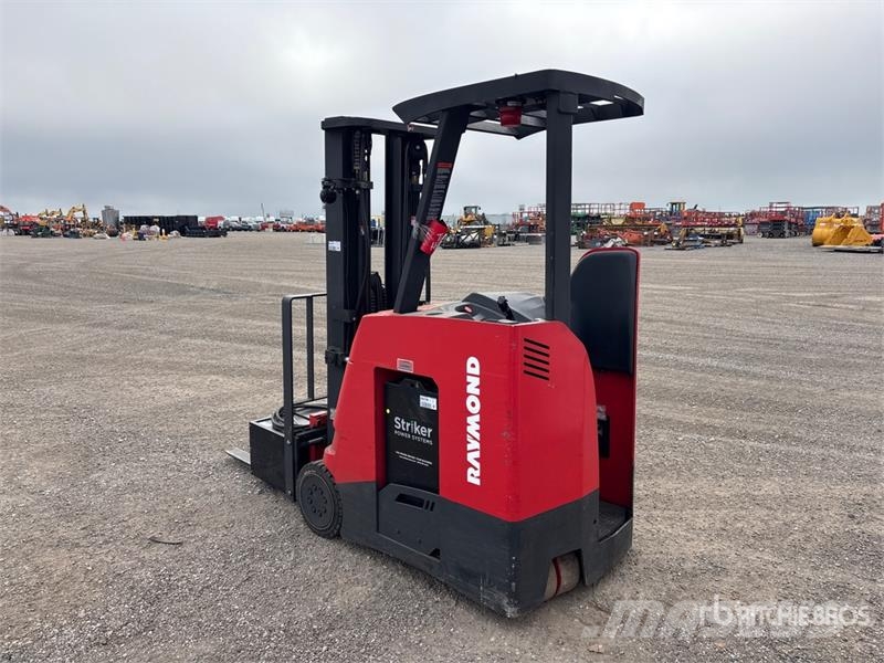 Raymond 415-C35TT 3500 lb Electric Forklift Elektriskie autoiekrāvēji