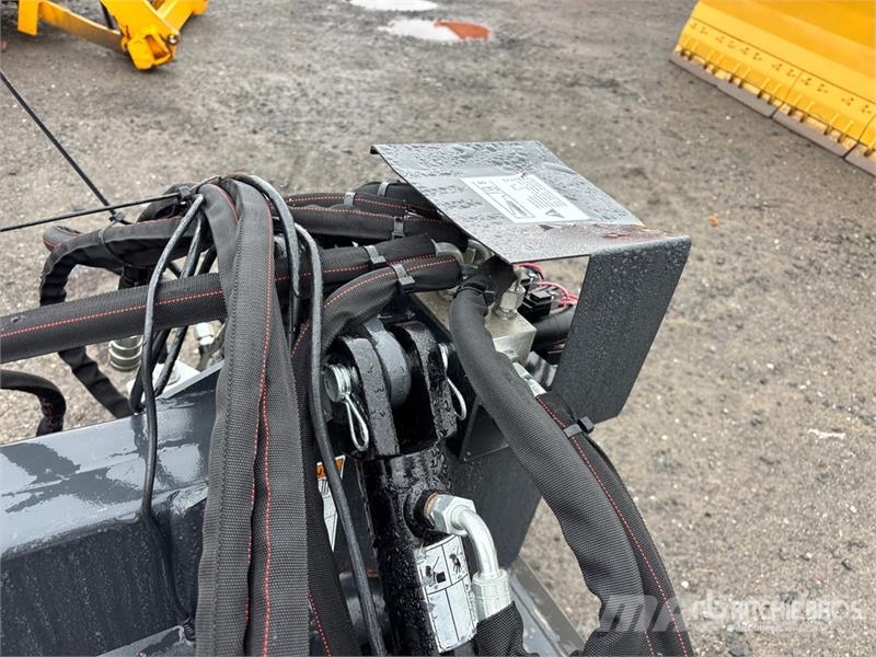 Raytree RMGB96 Hydraulic Pull Scraper Frezen