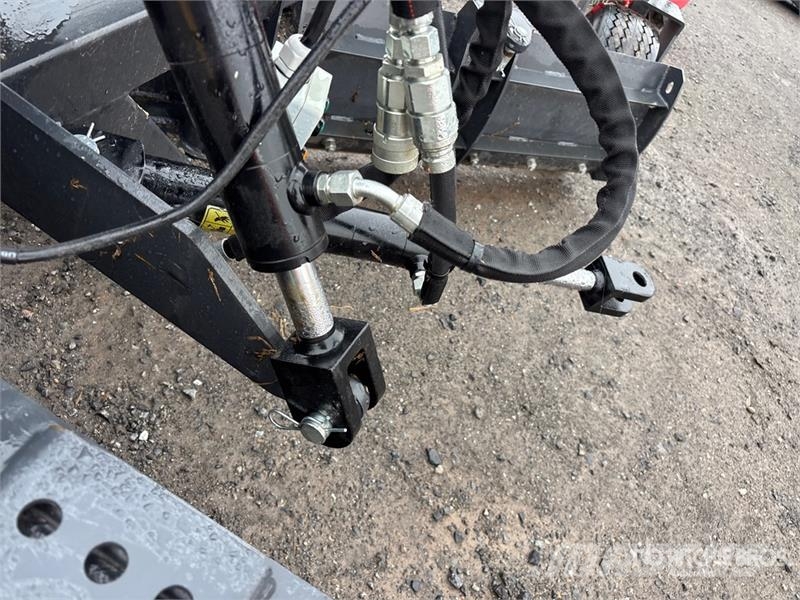  Raytree RMGB96 Hydraulic Pull Scraper Frezen