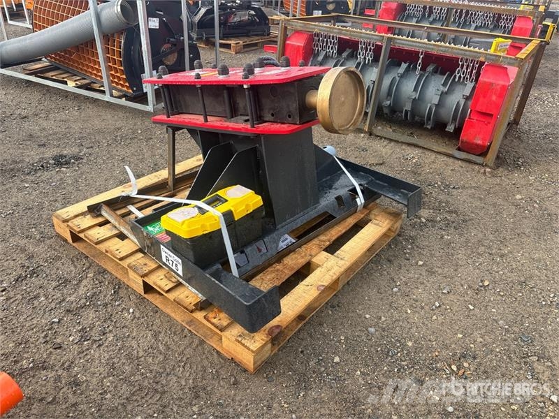 Raytree RMPP680 Skid Steer Post Driver (Unused) Fencing equipment
