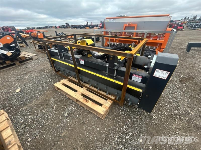 Raytree RMSC78S 78 in Soil Conditioner Skid Steer Pöyhimet ja haravat