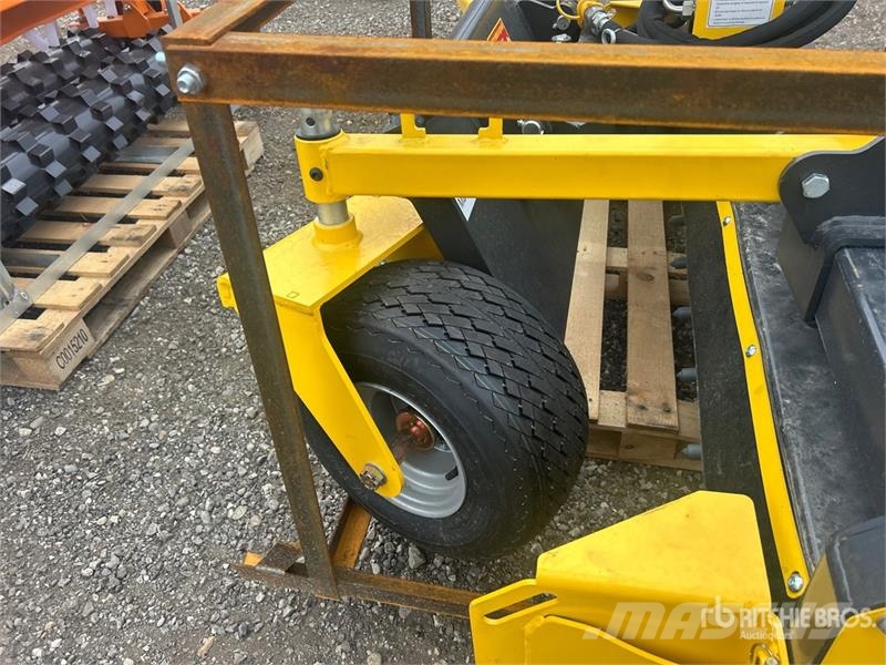 Raytree RMSC78S 78 in Soil Conditioner Skid Steer Pöyhimet ja haravat