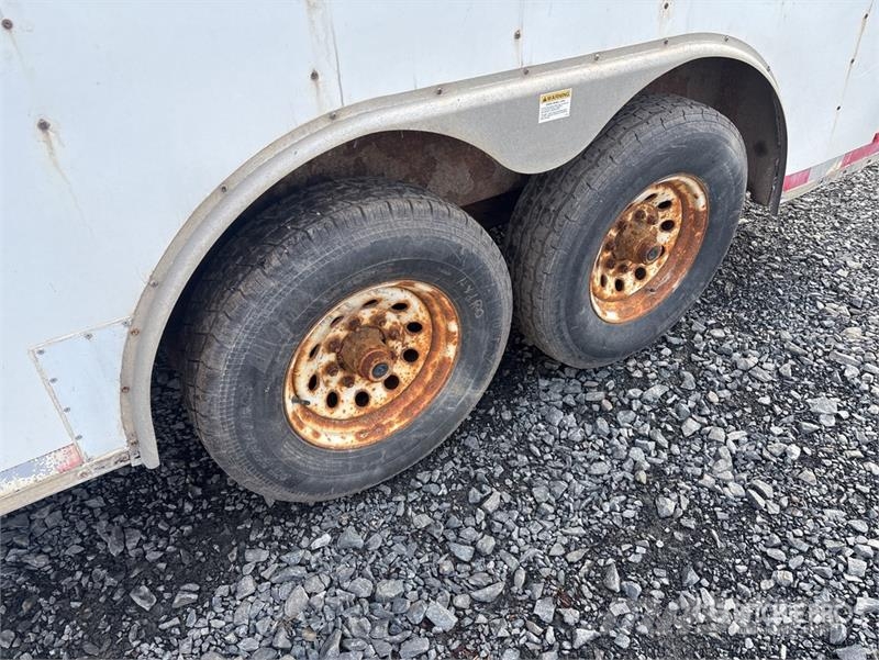 RC 14 ft T/A Enclosed Trailer Remorque Fourgon