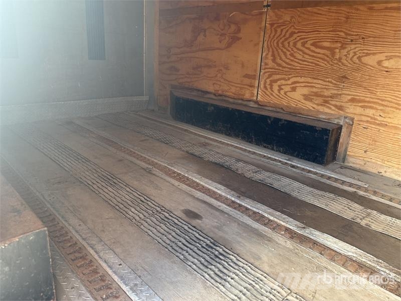 RC 14 ft T/A Enclosed Trailer Remorque Fourgon