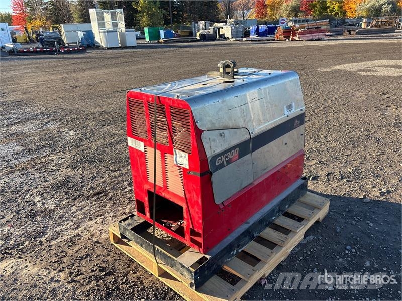 Red-D-Arc GX300 Engine Driven Welder (Inoperable) Urządzenia spawalnicze