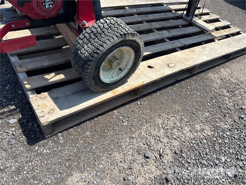 Red Roo Runner RRF40TL Gasoline Log Splitter قطاعات وقسامات خشب