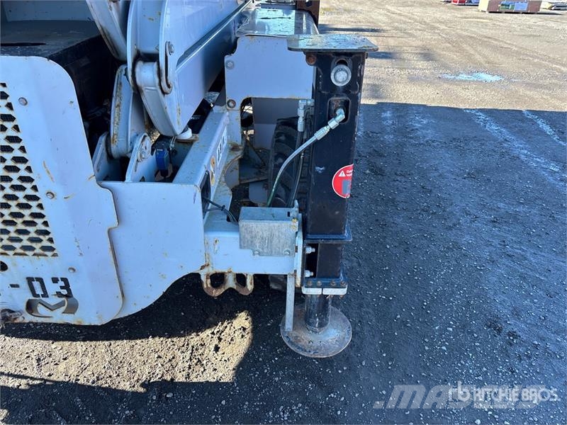  Redlift RL35 4x4 Diesel Scissor Lift Schaarhoogwerkers