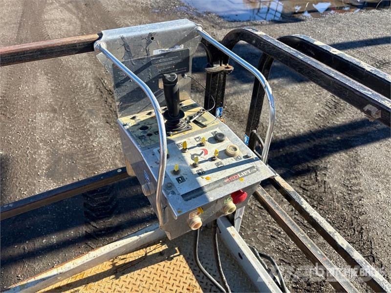  Redlift RL35 4x4 Diesel Scissor Lift Schaarhoogwerkers
