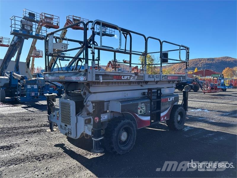 Redlift RL35 4x4 Diesel Scissor Lift رافعات مقصية الشكل