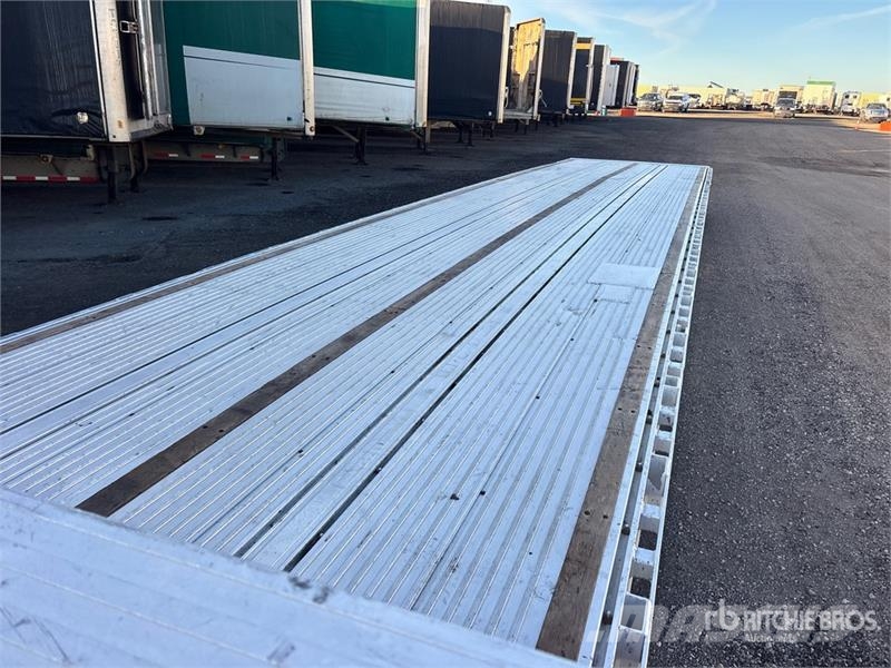  Reitneour 53 ft T/A Step Deck Trailer لوادر منخفضة