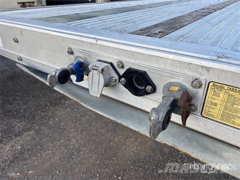  Reitneour 53 ft T/A Step Deck Trailer لوادر منخفضة
