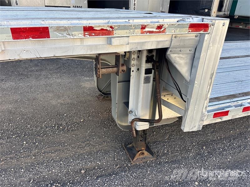  Reitneour 53 ft T/A Step Deck Trailer لوادر منخفضة