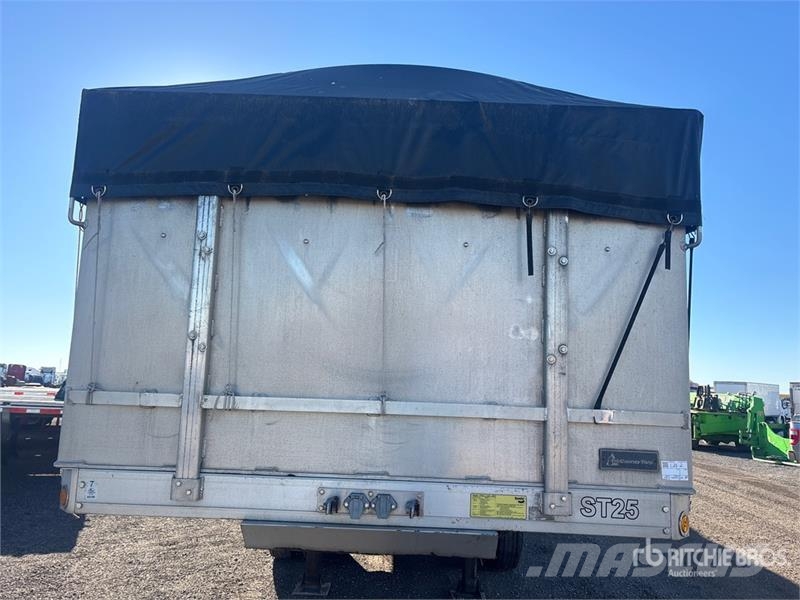Reitnouer 28 ft Quad/A B-Train Lead Flatbed Trailer Прицепы-платформы/боковая разгрузка