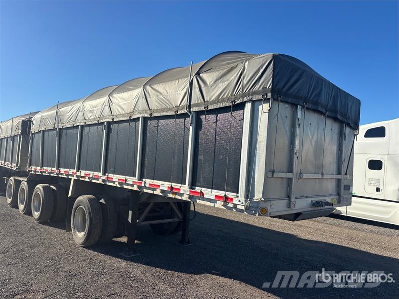 Reitnouer 28 ft Quad/A B-Train Lead Flatbed Trailer Прицепы-платформы/боковая разгрузка