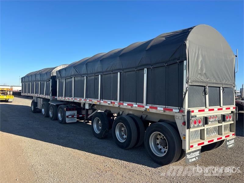 Reitnouer 28 ft Quad/A B-Train Lead Flatbed Trailer Прицепы-платформы/боковая разгрузка
