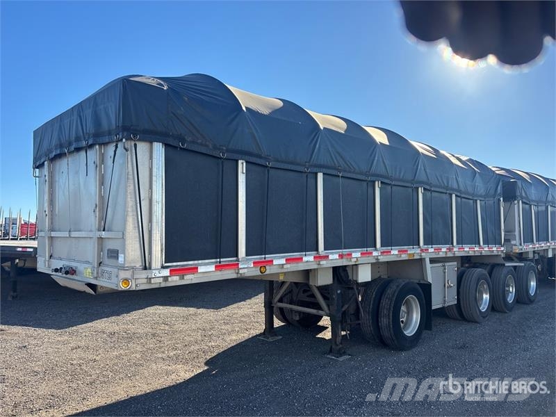 Reitnouer 28 ft Quad/A B-Train Lead Flatbed Trailer Прицепы-платформы/боковая разгрузка