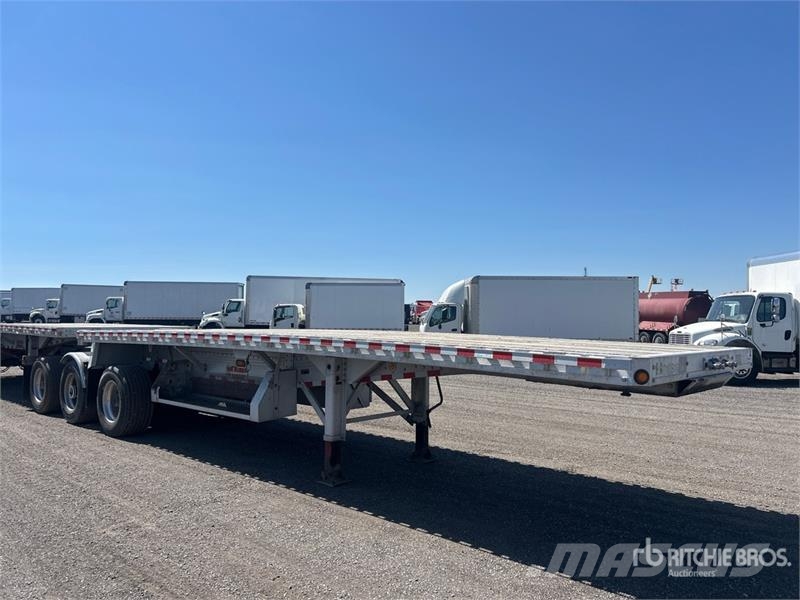 Reitnouer 28 ft Super B-Train Lead Flatbed Trailer مقطوروات مسطحة/مفصلية الجوانب