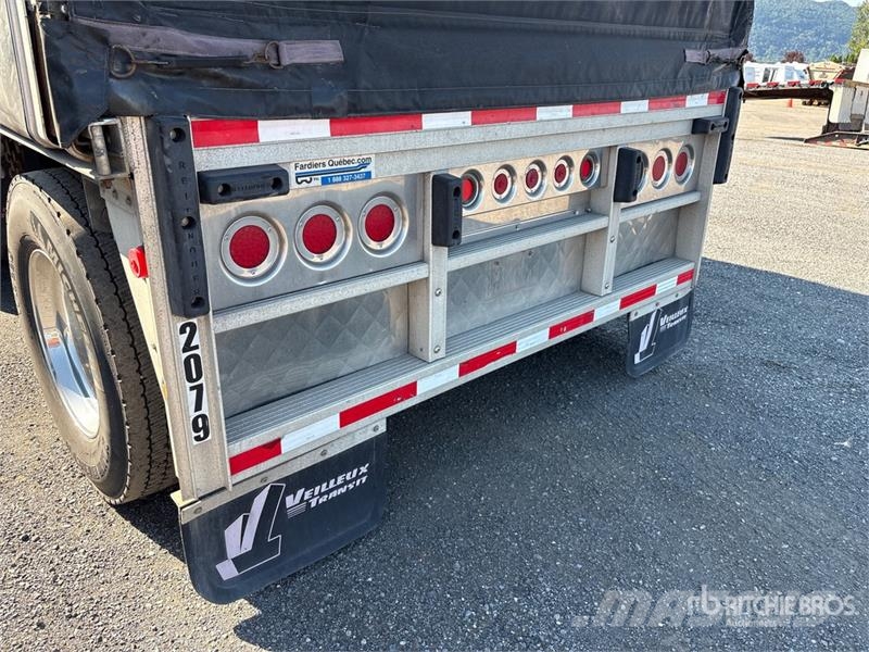 Reitnouer 48 ft T/A Curtain Side Trailer Curtainsideranhänger