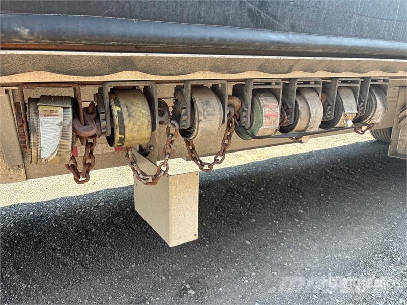 Reitnouer 48 ft T/A Curtain Side Trailer Curtainsideranhänger