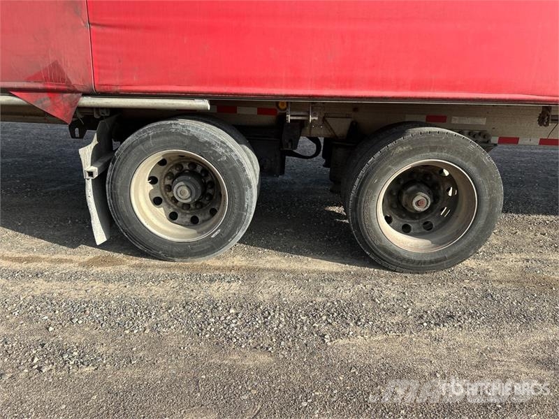 Reitnouer 53 ft T/A Curtain Side Trailer Curtainsideranhänger