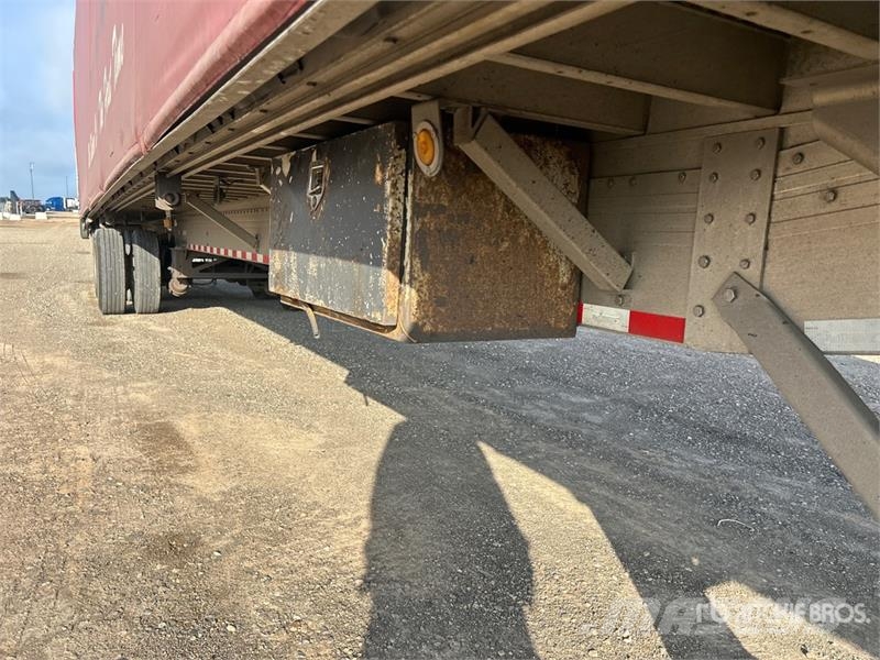 Reitnouer 53 ft T/A Curtain Side Trailer Curtainsideranhänger