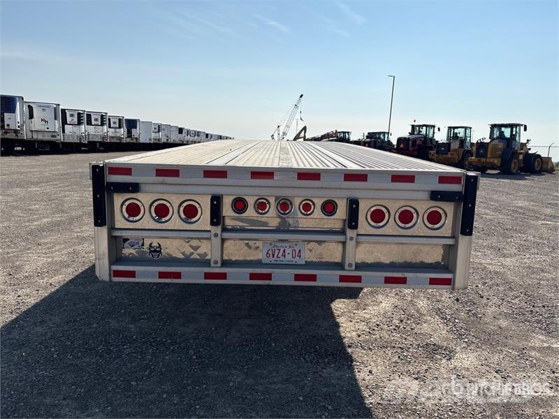 Reitnouer 53 ft T/A Flatbed Trailer Planhengere
