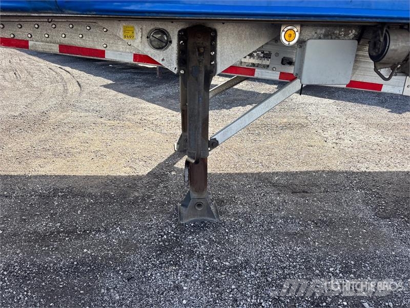 Reitnouer 53 ft T/A Spread Axle Curtain Side Trailer Schuifzeilopbouw