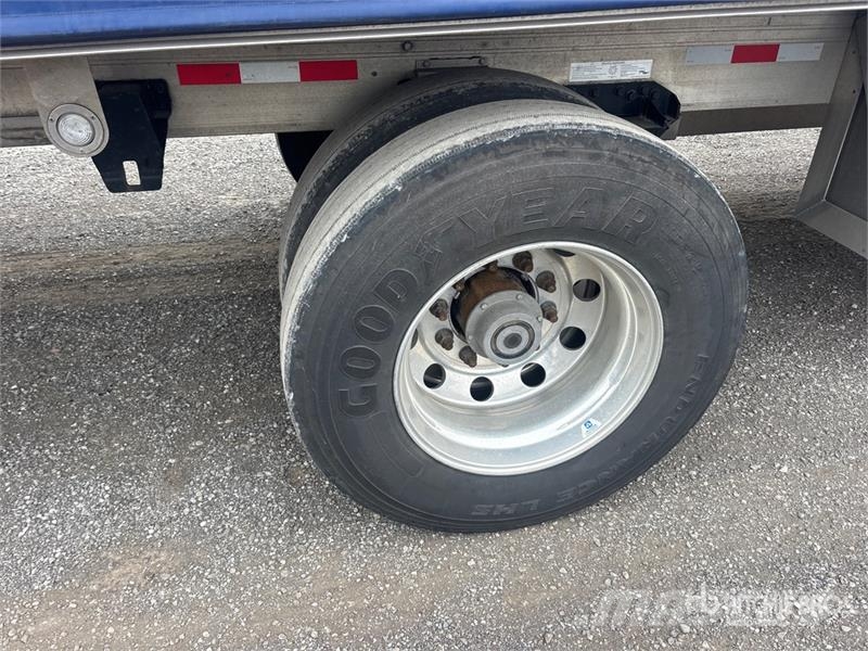 Reitnouer CK90 53 ft T/A Spread Axle Curtain Side Trailer Rimorchi centinati