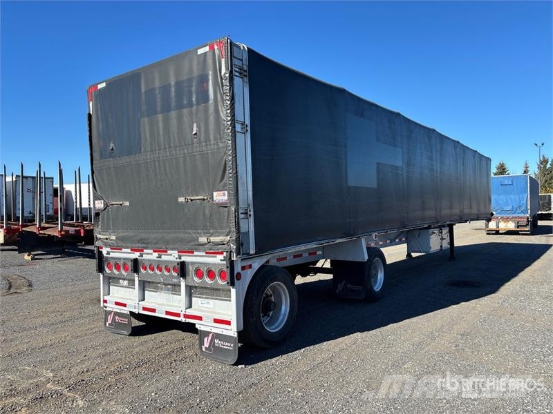 Reitnouer Max Miser Curtainsider trailers