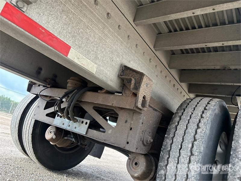 Reitnouer MaxMiser 48 ft T/A Spread Axle Curtain Side Traile Curtainsideranhänger