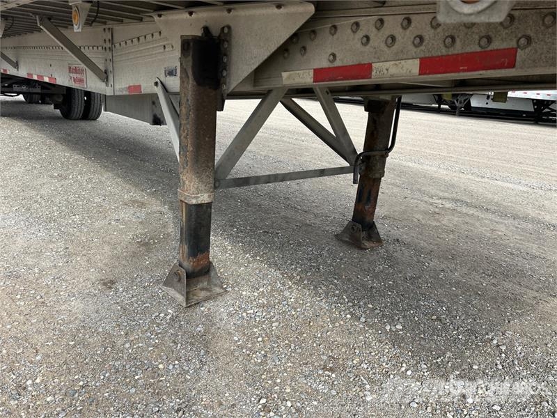 Reitnouer MaxMiser 48 ft T/A Spread Axle Curtain Side Traile Curtainsideranhänger