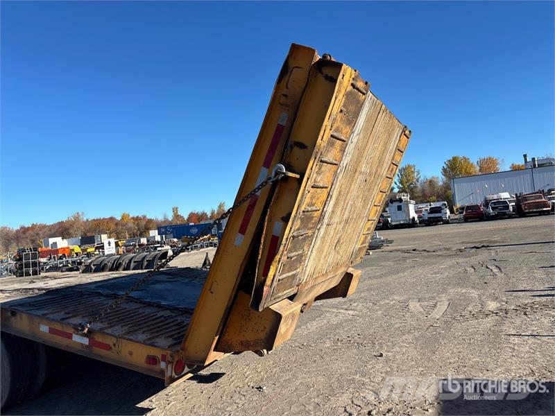 Remfab R3-20-A 34 ft T/A Equipment Trailer Prikolice za autotransportere