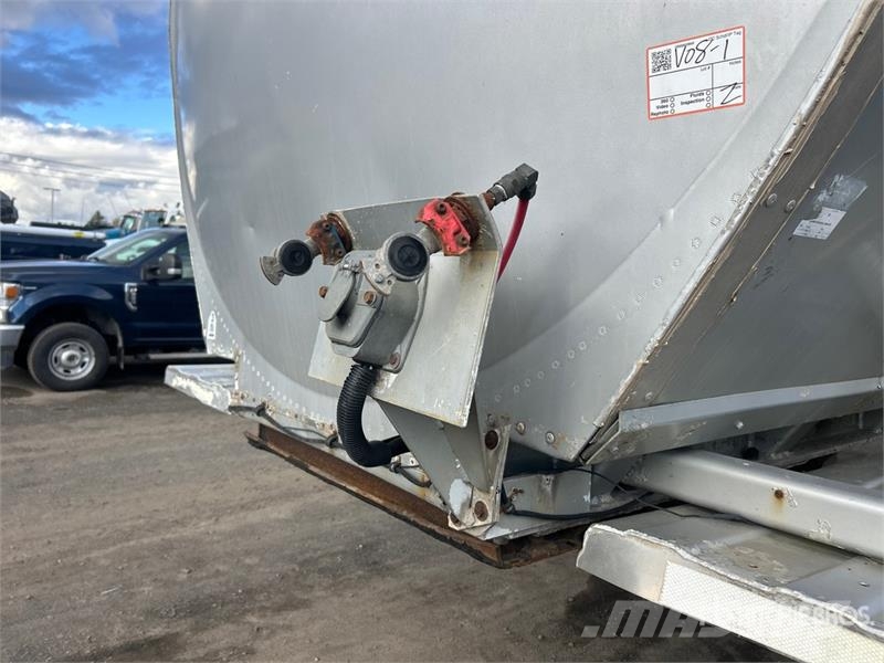 Remtec 9570 gal Tri/A Tanker Trailer Tartályos pótkocsik