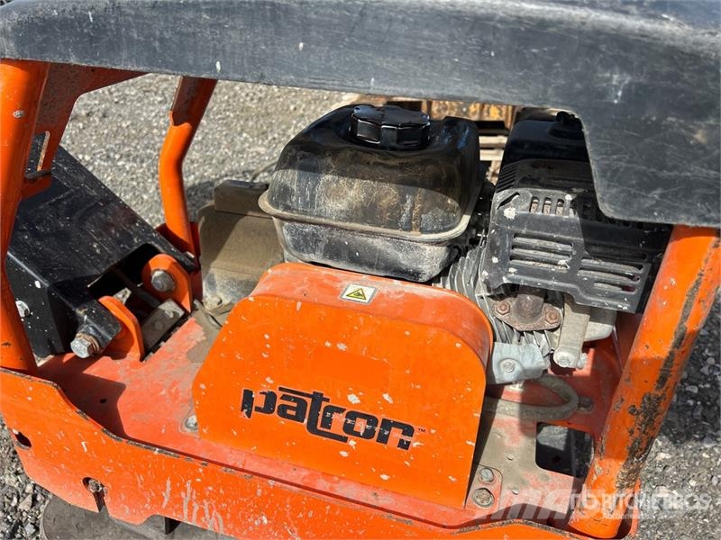  Rentquip RP204 Reversible Vibratory Plate Compacto Vibrator compactors