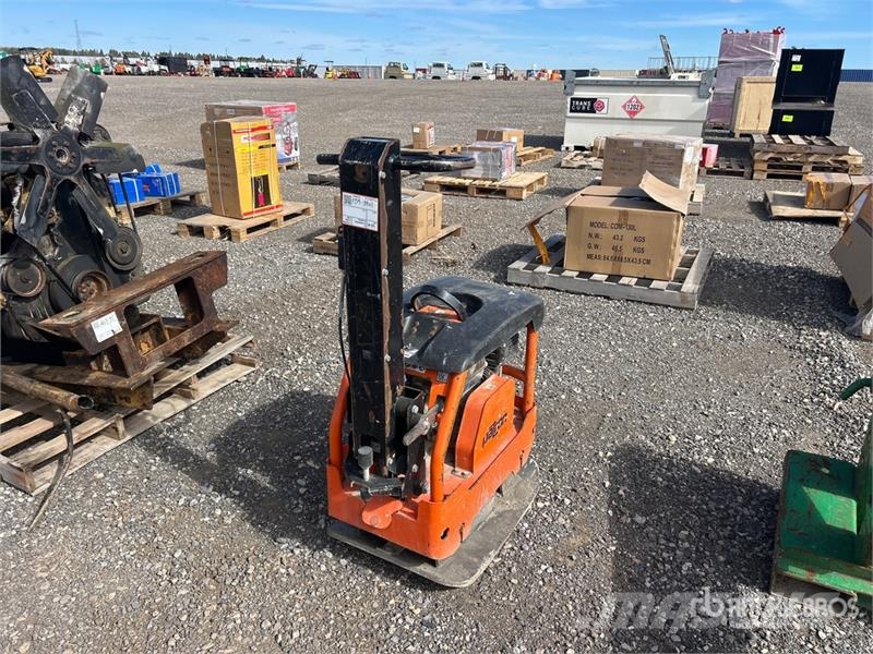  Rentquip RP204 Reversible Vibratory Plate Compacto Vibrator compactors