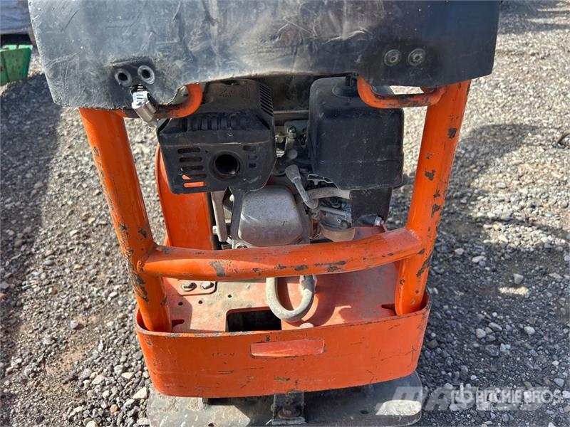  Rentquip RP204 Reversible Vibratory Plate Compacto Vibrator compactors