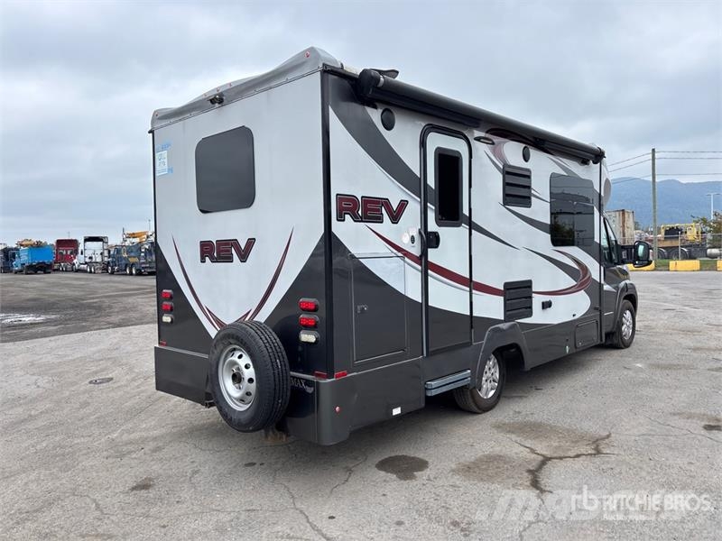 REV Dynamax 24RB Motor Home Avtodomi in počitniške prikolice