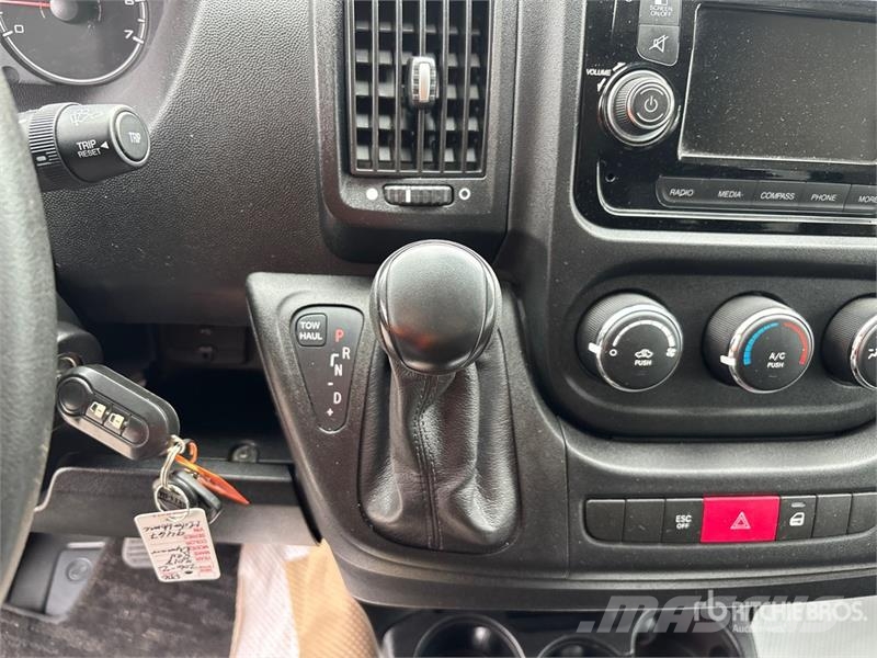 REV Dynamax 24RB Motor Home Avtodomi in počitniške prikolice