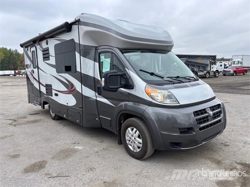 REV Dynamax 24RB Motor Home Avtodomi in počitniške prikolice
