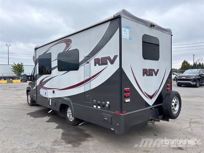 REV Dynamax 24RB Motor Home Avtodomi in počitniške prikolice