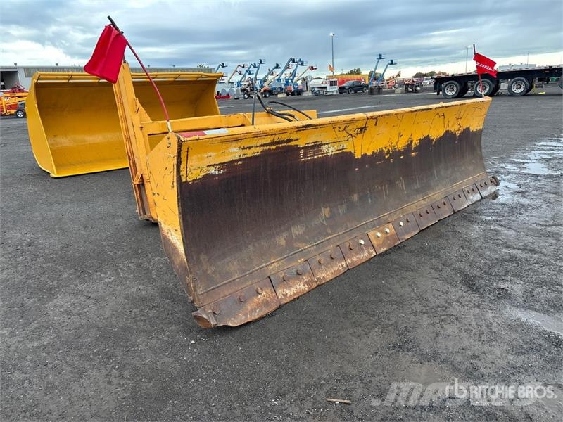 RF 14 ft De Icer Snow Plow Lumesahad