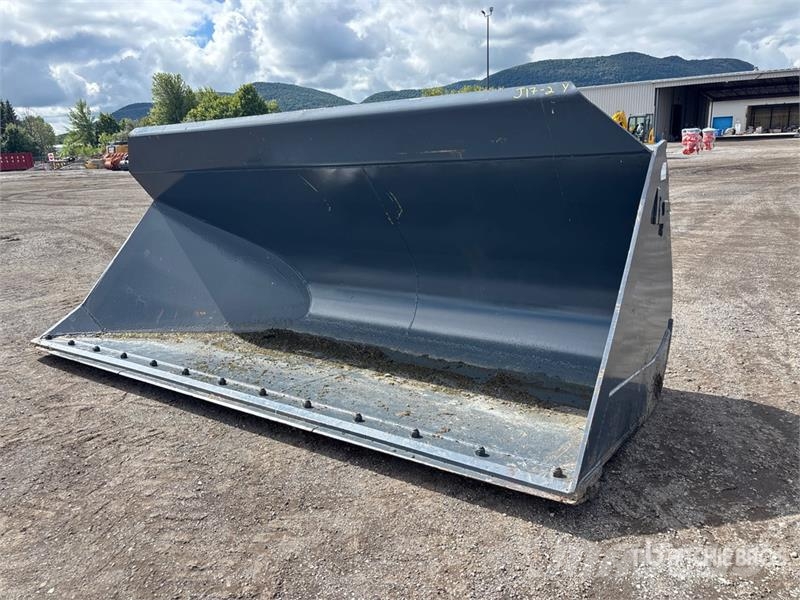 RF 156 in 6 cyd Q/C Side Dump Wheel Loader Bucket Žlice