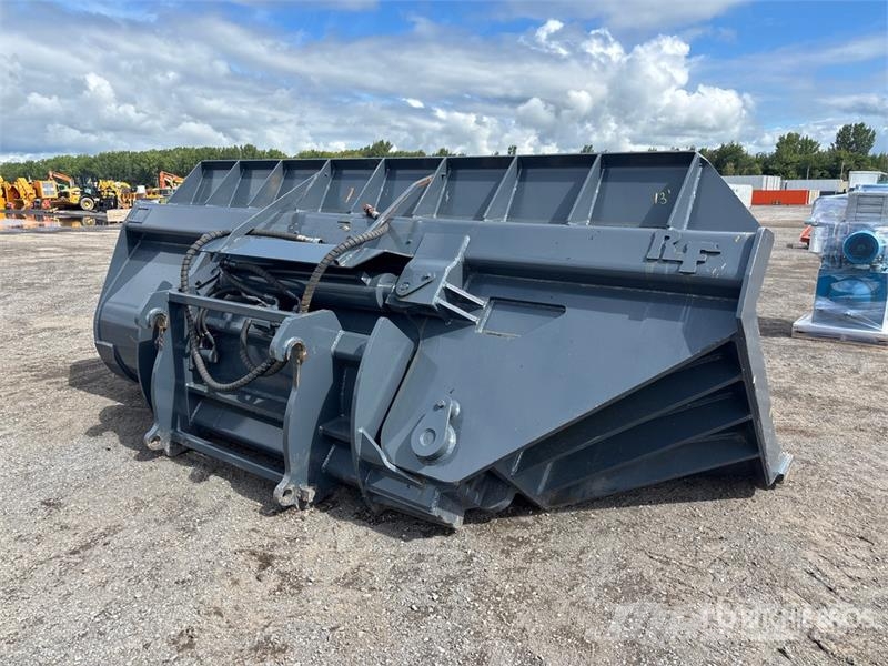 RF 156 in 6 cyd Side Dump 6 cyd Q/C Side Dump Whee Godet