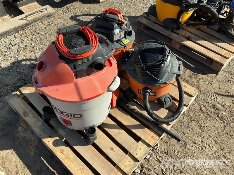  Ridgid of (3) Ridgid Shop Vacuum Cleaner Vákuum takarító gépek