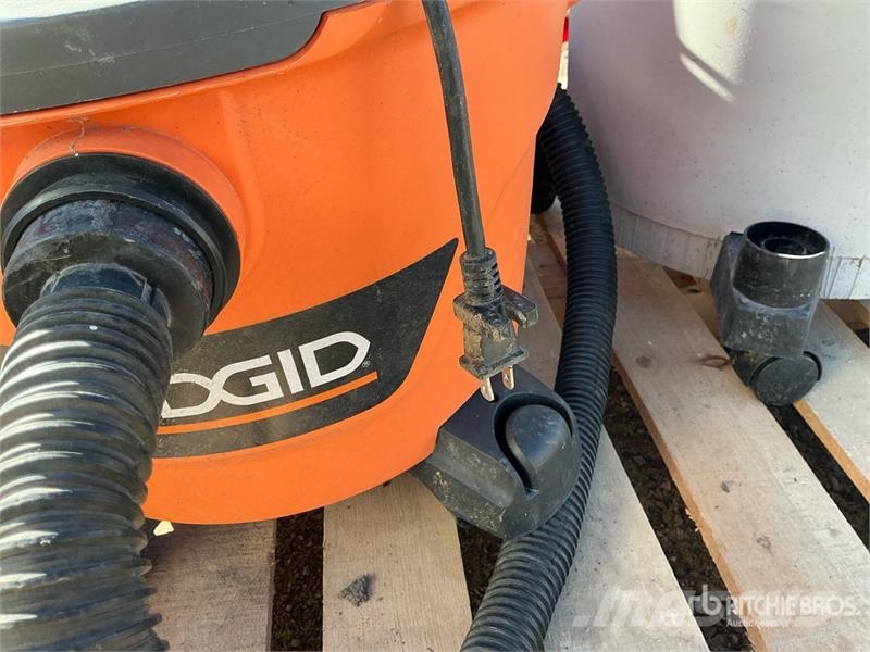  Ridgid of (3) Ridgid Shop Vacuum Cleaner Vákuum takarító gépek