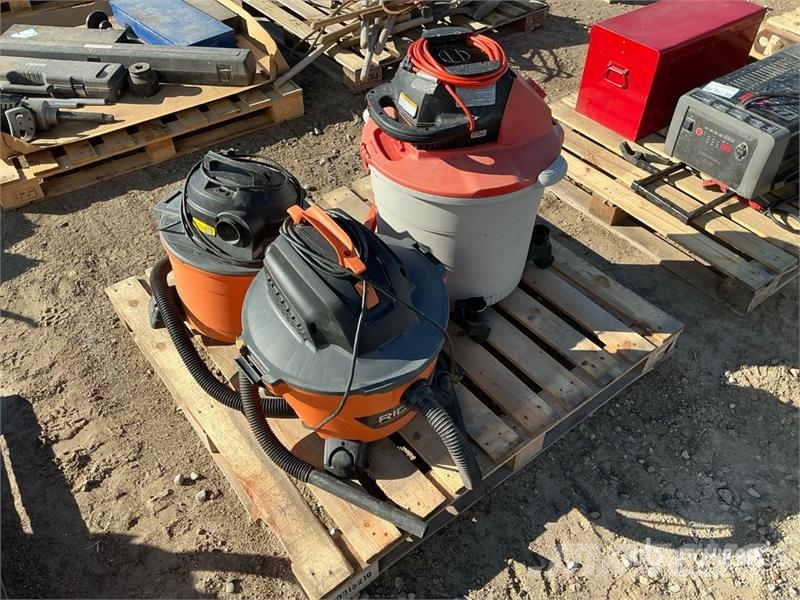  Ridgid of (3) Ridgid Shop Vacuum Cleaner Vákuum takarító gépek