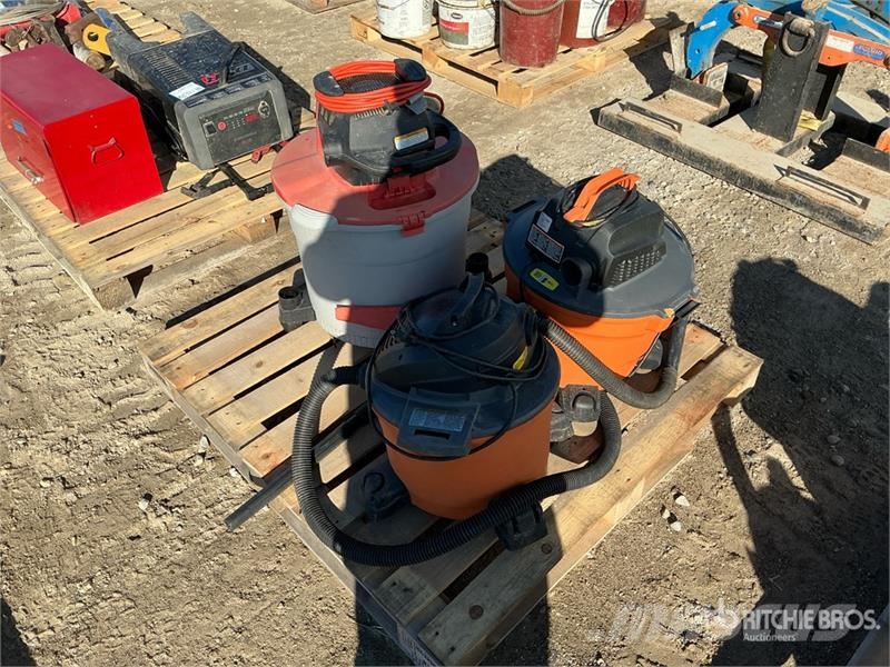  Ridgid of (3) Ridgid Shop Vacuum Cleaner Vákuum takarító gépek