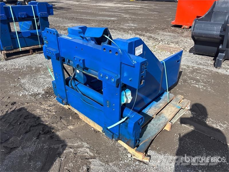 Rightline LBM289-SR-3C Bale Squeeze Attachment Landbrug - Andet